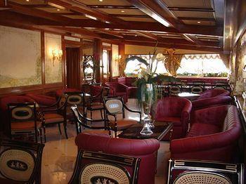 Champagne Garden Hotel Roma