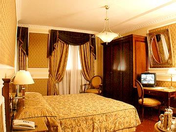 Hotel Champagne Garden Roma
