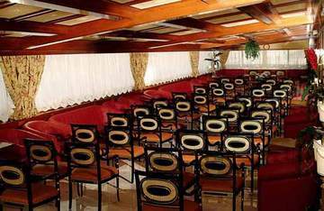 Hotel Champagne Garden 4*