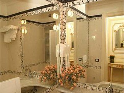 Champagne Garden Hotel 4*