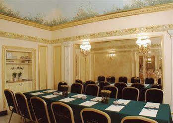 Hotel Champagne Garden Roma