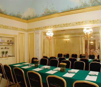 Champagne Garden 4* Roma